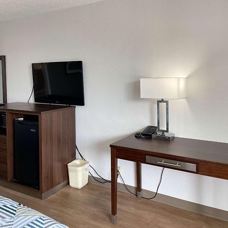 Motel 6 Opelika Al Eksteriør billede
